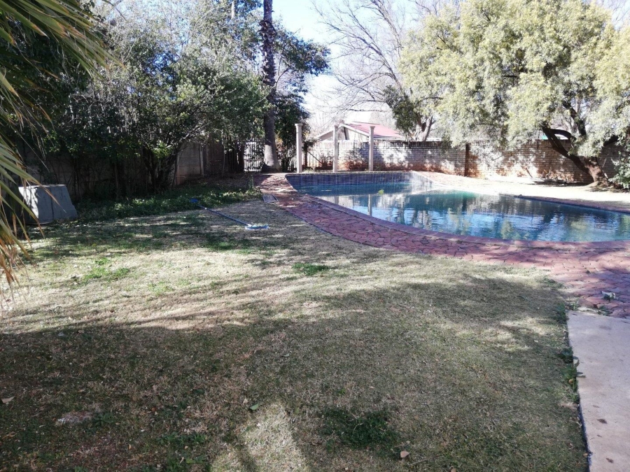 10 Bedroom Property for Sale in Die Bult North West